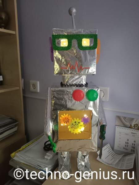 "Робот-помощник "Искорка"", Милена, 5 лет